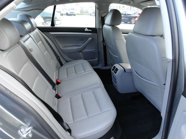 Volkswagen Jetta 2007 photo 21