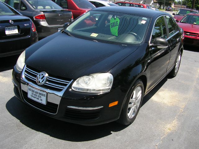 Volkswagen Jetta Supercharged Notchback Sedan
