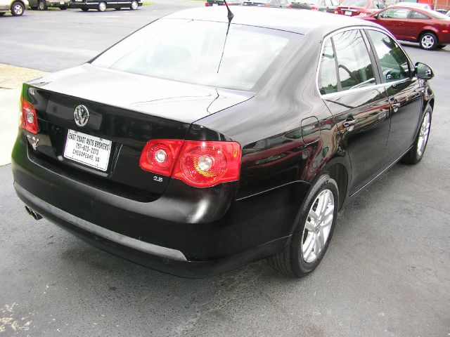 Volkswagen Jetta 2007 photo 3