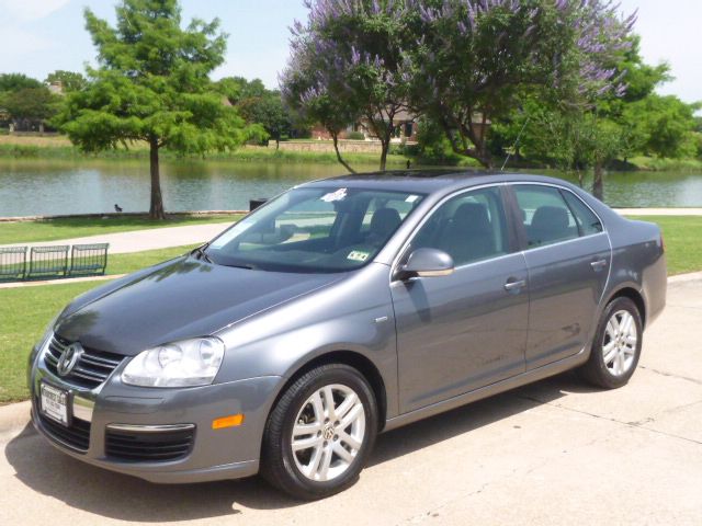 Volkswagen Jetta Supercharged Notchback Sedan