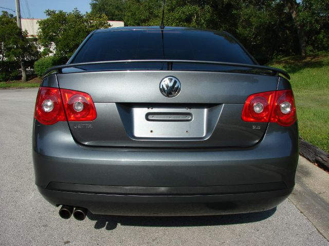 Volkswagen Jetta 2007 photo 24