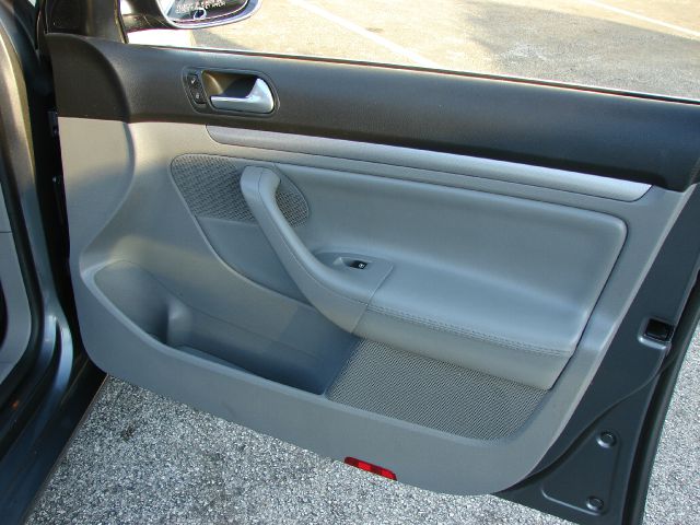 Volkswagen Jetta 2007 photo 34