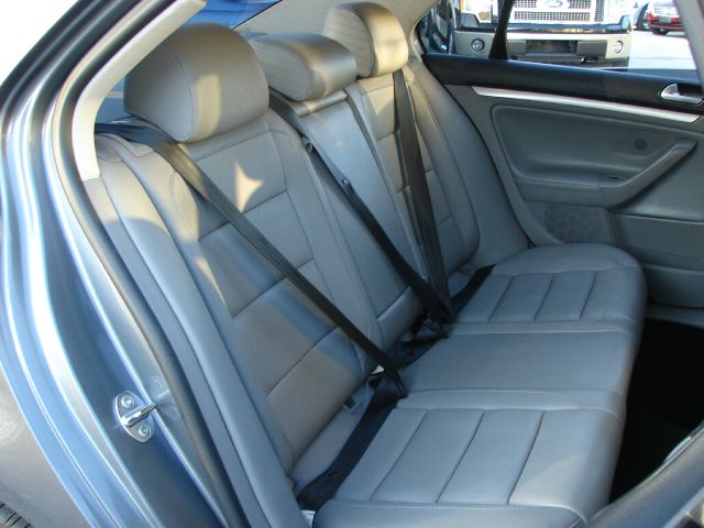 Volkswagen Jetta 2007 photo 35