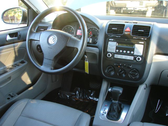 Volkswagen Jetta 2007 photo 9