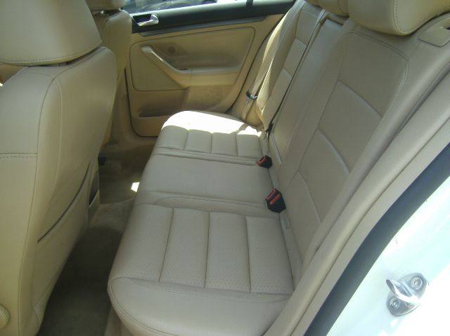Volkswagen Jetta 2007 photo 17