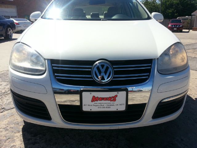 Volkswagen Jetta E350 Coupe AMG Sport WE Finance Sedan