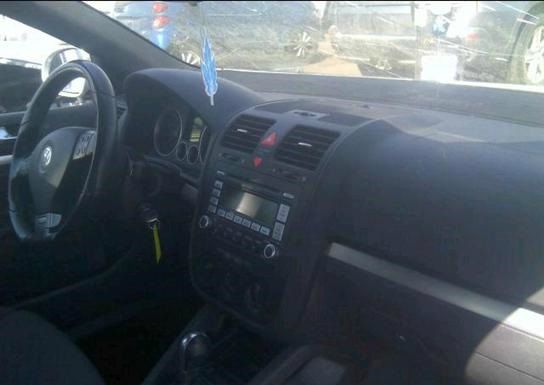 Volkswagen Jetta 5.0L Sedan