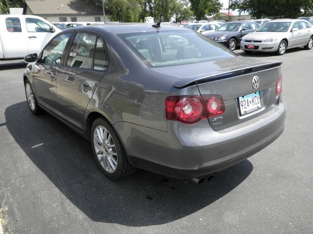 Volkswagen Jetta 2008 photo 2