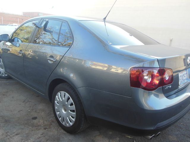 Volkswagen Jetta 2008 photo 4