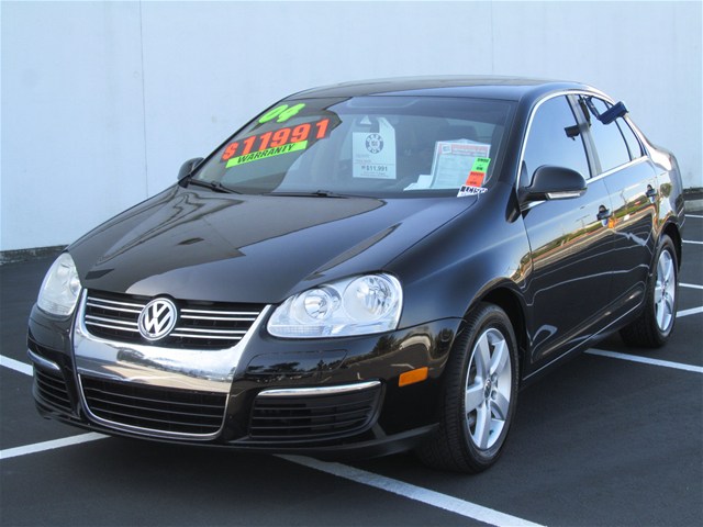 Volkswagen Jetta LS Premium Group Unspecified