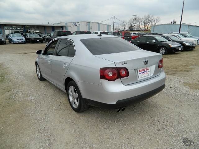 Volkswagen Jetta 2008 photo 2