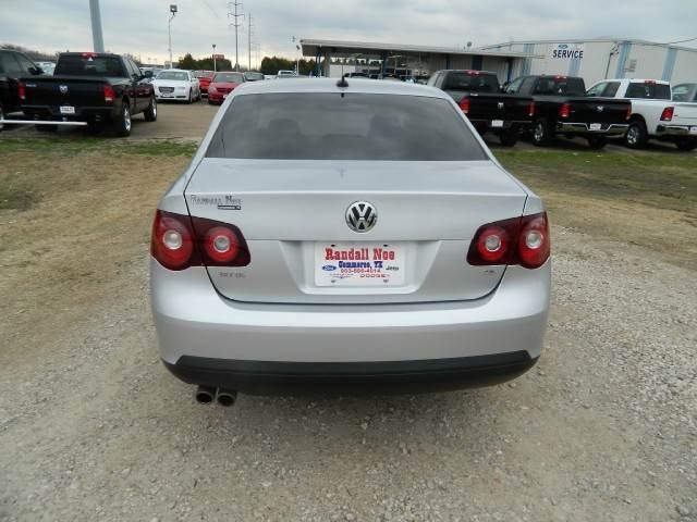 Volkswagen Jetta 2008 photo 3