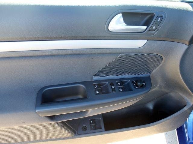 Volkswagen Jetta 2008 photo 4