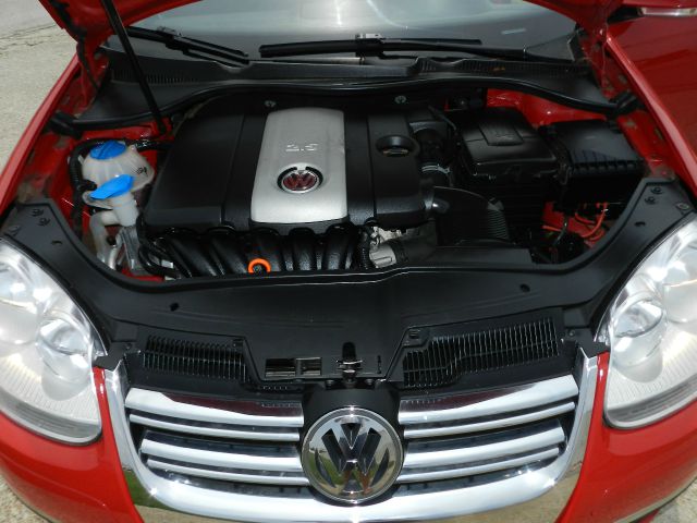 Volkswagen Jetta XR Sedan