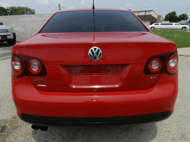 Volkswagen Jetta 2008 photo 24