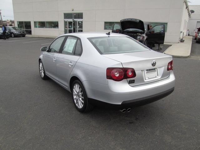 Volkswagen Jetta 2008 photo 4