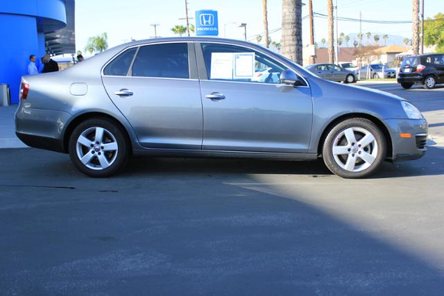Volkswagen Jetta 2008 photo 3