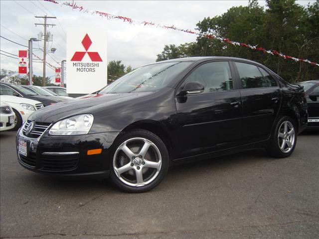 Volkswagen Jetta XR Sedan