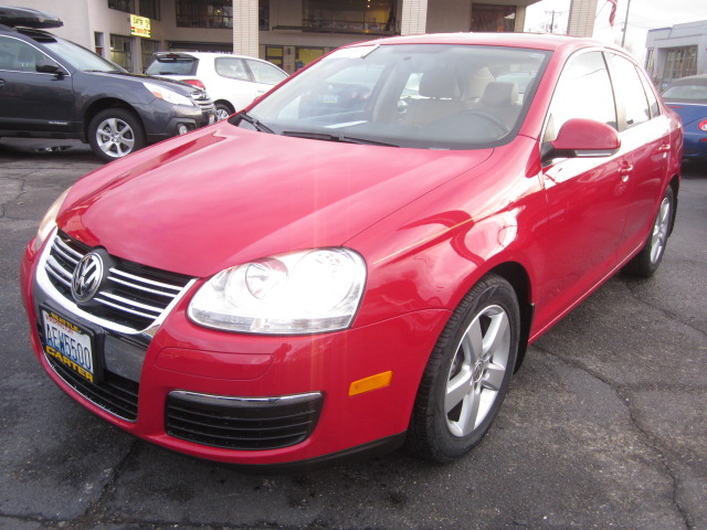 Volkswagen Jetta LS Premium Group Unspecified