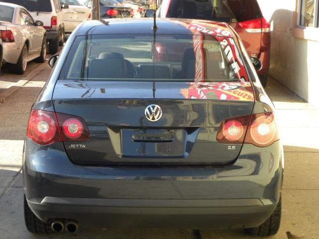 Volkswagen Jetta 2008 photo 4
