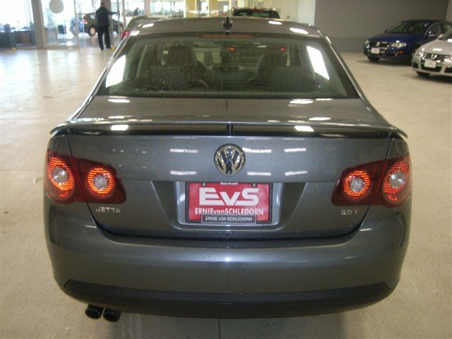 Volkswagen Jetta 2008 photo 3