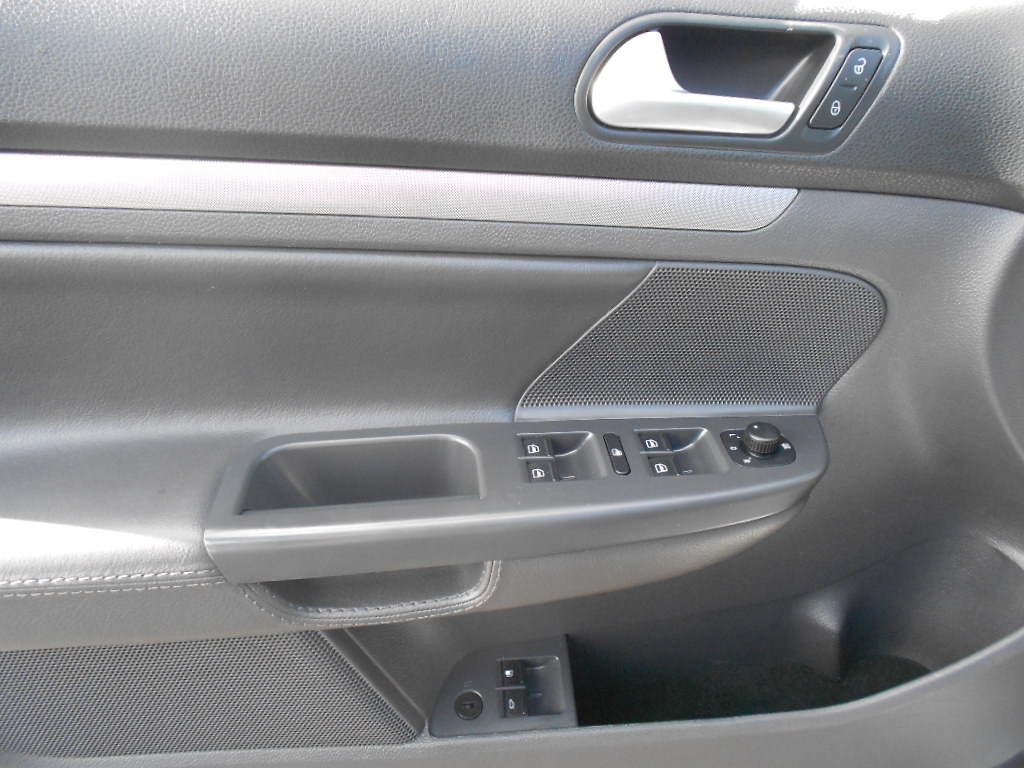 Volkswagen Jetta 2008 photo 4