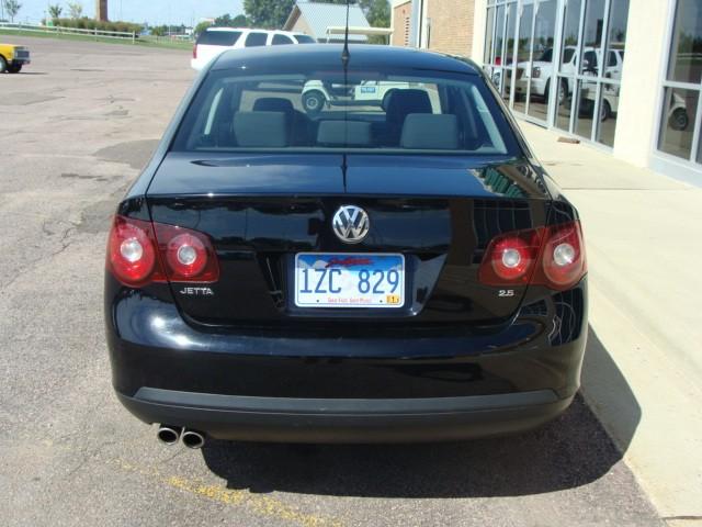 Volkswagen Jetta 2008 photo 4