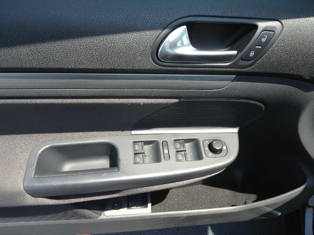 Volkswagen Jetta 2008 photo 12