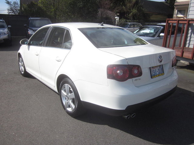 Volkswagen Jetta 2008 photo 3