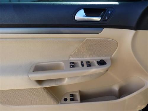 Volkswagen Jetta 2009 photo 4