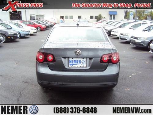 Volkswagen Jetta 2009 photo 1