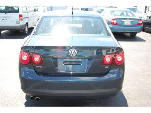 Volkswagen Jetta 2009 photo 2