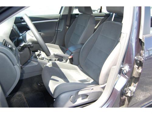 Volkswagen Jetta 2009 photo 4