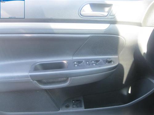 Volkswagen Jetta 2009 photo 2
