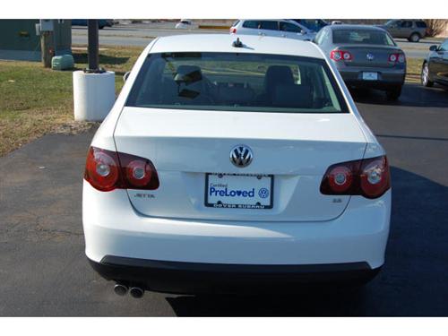 Volkswagen Jetta 2009 photo 2
