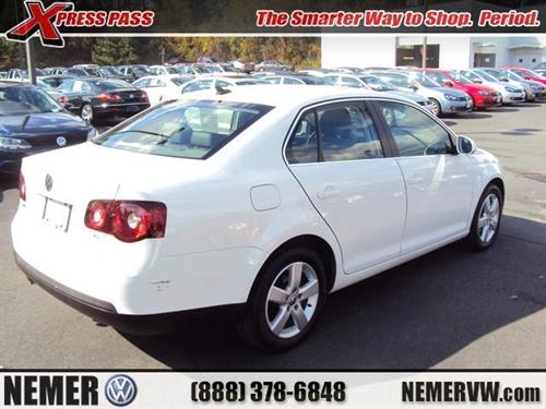 Volkswagen Jetta 2009 photo 3