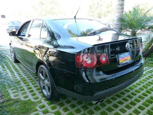 Volkswagen Jetta 2009 photo 3