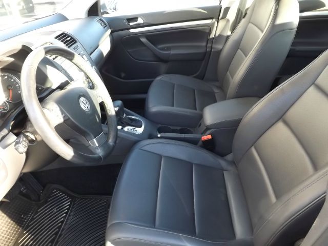 Volkswagen Jetta CD With MP3 Sedan