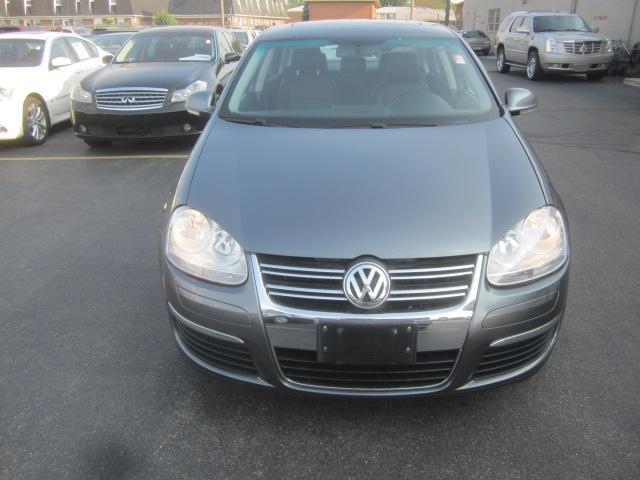 Volkswagen Jetta Sedan V/6 Sedan