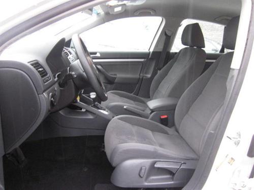 Volkswagen Jetta 2009 photo 2