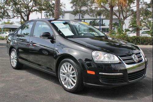 Volkswagen Jetta 2WD 4dr XLT Other