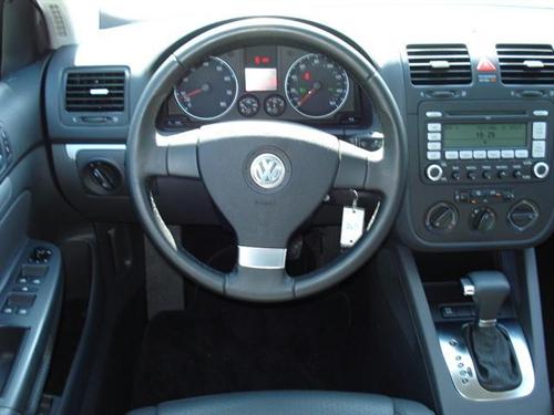Volkswagen Jetta 2009 photo 2