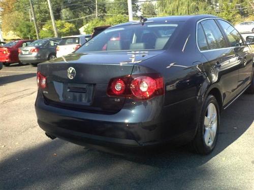 Volkswagen Jetta 2009 photo 2