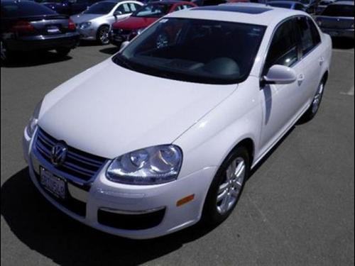 Volkswagen Jetta 2009 photo 2