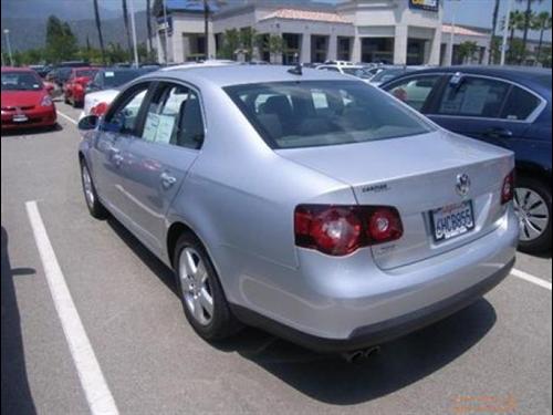 Volkswagen Jetta 2009 photo 3