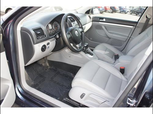 Volkswagen Jetta 2009 photo 4