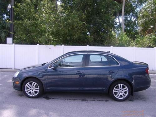 Volkswagen Jetta 2009 photo 4