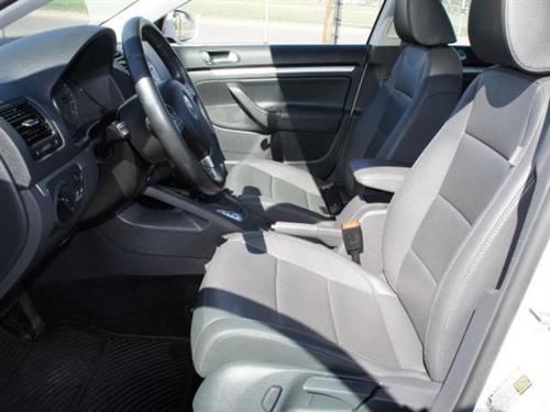 Volkswagen Jetta 2009 photo 3