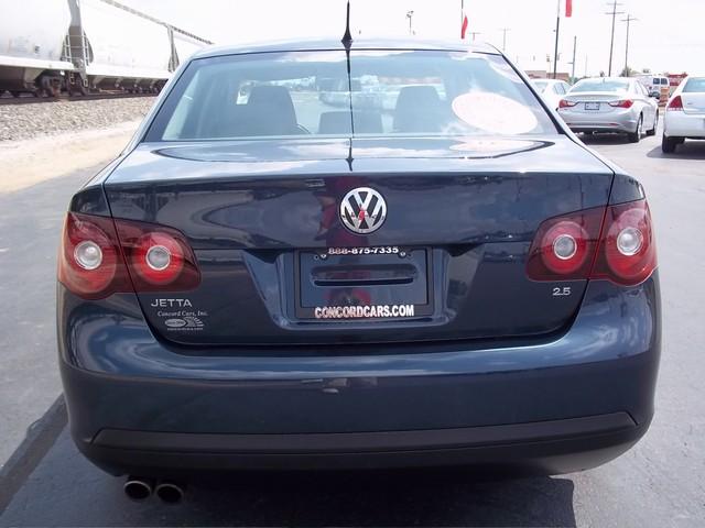 Volkswagen Jetta 2009 photo 2