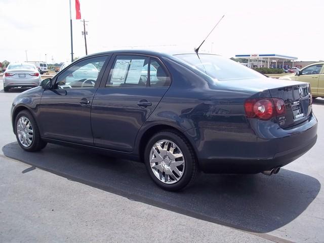 Volkswagen Jetta 2009 photo 3